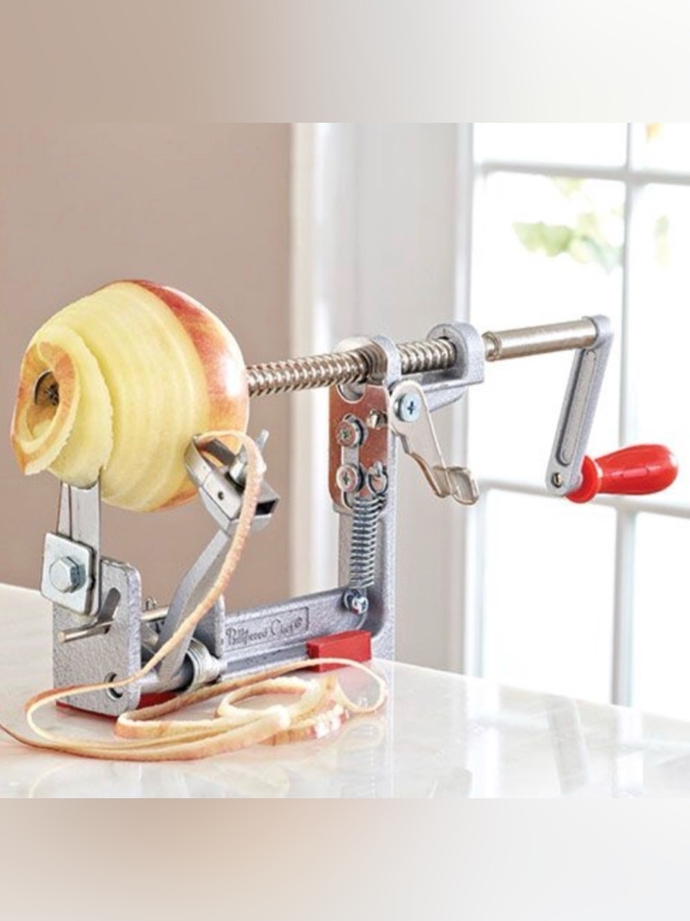The Pampered Chef Apple Peeler Corer Slicer with Stand #2430 2435 New In Box
